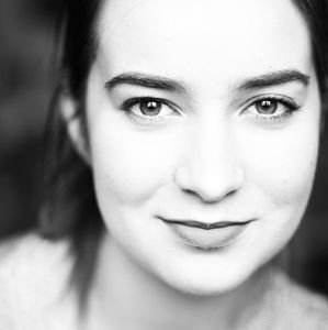 Meet your Posher, Elyssa